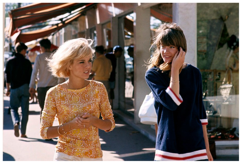 xsylvie-vartan-and-francoise-hardy-photo-by-jean-marie-perier